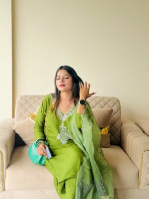 Najul Sheikh Instagram - 💚
.
.
.
#photos #dhanbad #sawan #instagram #trend #foryou #foryoupage