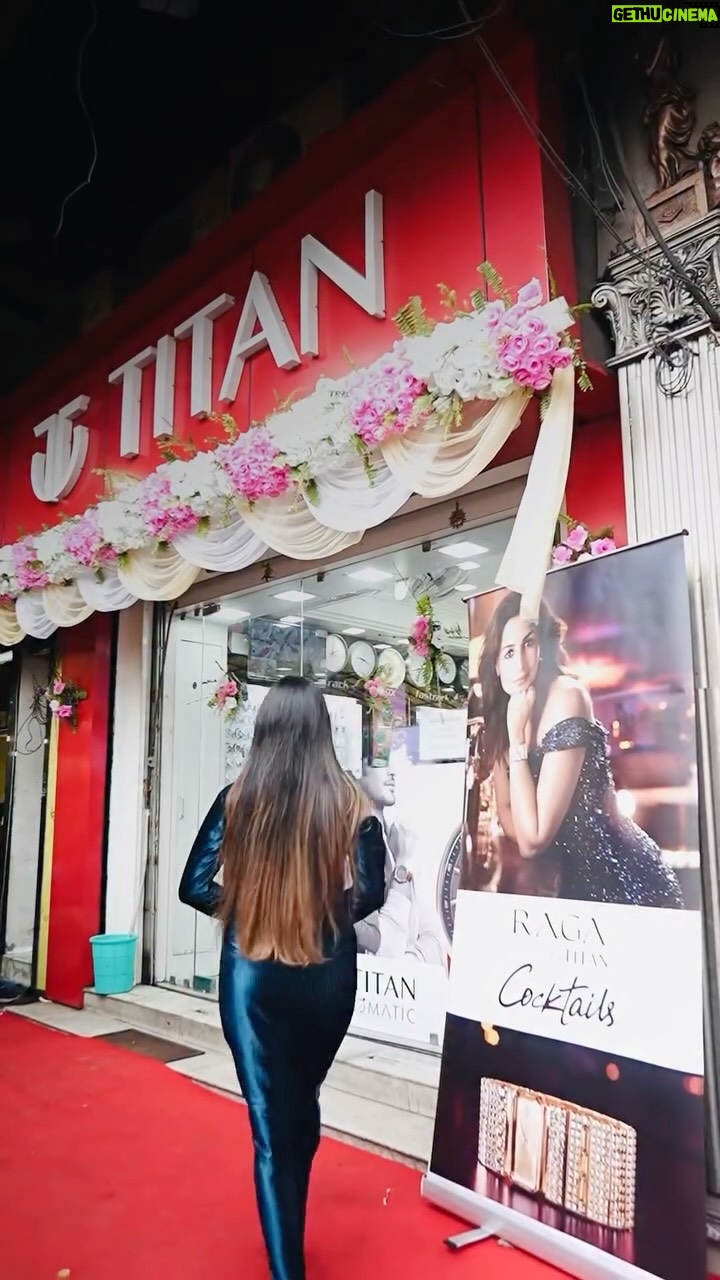 Najul Sheikh - 3 Likes - Style ka perfect cocktail mila hai Dhanbad ko!
Raga by Titan ki naye Cocktails Collection ko explore karein — sirf Parikh Watch Co., Bank More pe.
✨ Har watch, ek bold fashion sip!
#TitanRaga #ParikhWatchCo #DhanbadStyle #dhanbad #bebo_1331 #jharkhand #reels #india #foryou #reelsinstagram #photo