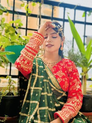 Najul Sheikh Instagram - Wo Radha hai 🦚
.
.
.
#radha #reel #trending #fyp
#exploremore #foreyoupage
#viralreels #instaviews #reelsviews #reelitfeelit
#boostmyreels #bebo_1331 #dhanbad #jharkhand