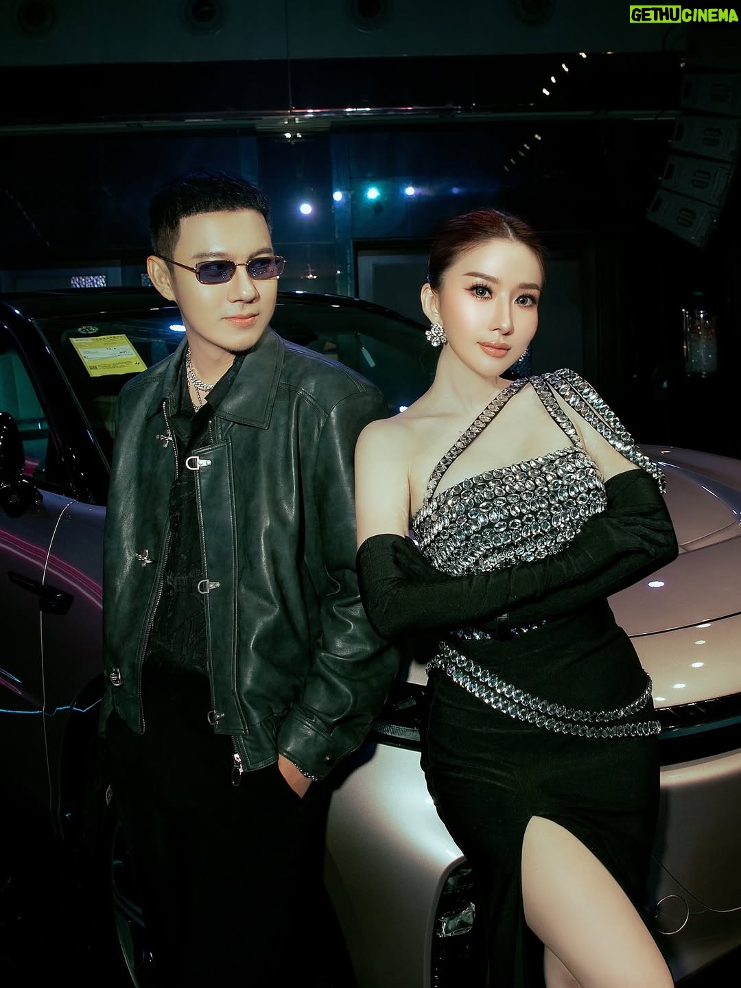 Nan Su Yati Soe - 2.4K Likes - Black #couple#voyah #lauching 🖤