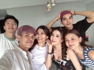 Nan Su Yati Soe Instagram - #holiday #homeparty #chitchat #friends #friends