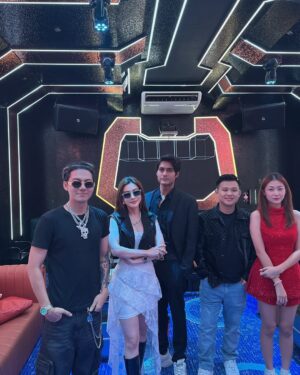 Nan Su Yati Soe Instagram - #kyinetone #show #thankyou ❤️🎉🎊🎈#. #dior #hublot #cpschaps