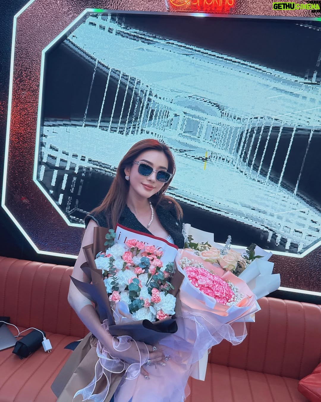 Nan Su Yati Soe - 1.5K Likes - #kyinetone #show #thankyou ❤️🎉🎊🎈#. #dior #hublot #cpschaps