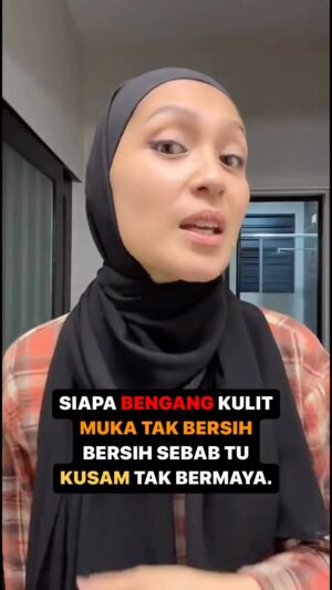 Nana Mahazan Instagram - SKINDUCATION! Kalau korang penat tgk kulit muka koranv macam gitu je, tak bermaya, kusam, tua sebelum usia, u guys need to watch till the end. Ada soalan, boleh tanya.. 😘 @nanamahazanbeauty
Boleh dptkan #KiwiSkincarebyNMB dari agent2 dan partner2 kami! 🥝 💚