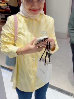 Nana Mahazan Instagram - Happy birthday my bff Angah @norliekamarudin 😘 rasa mcm 800 tahun xlepak n jumpa, plan seminit ni yg jadi.. alhamdulillah walau sekejap.. Take care angah, Nana always doakan yg terbaik utk angah.. love you 🤍 nnt kota mkn mkn ngan @madisje @sitisalbiahali_ @ainzahari ogeh..