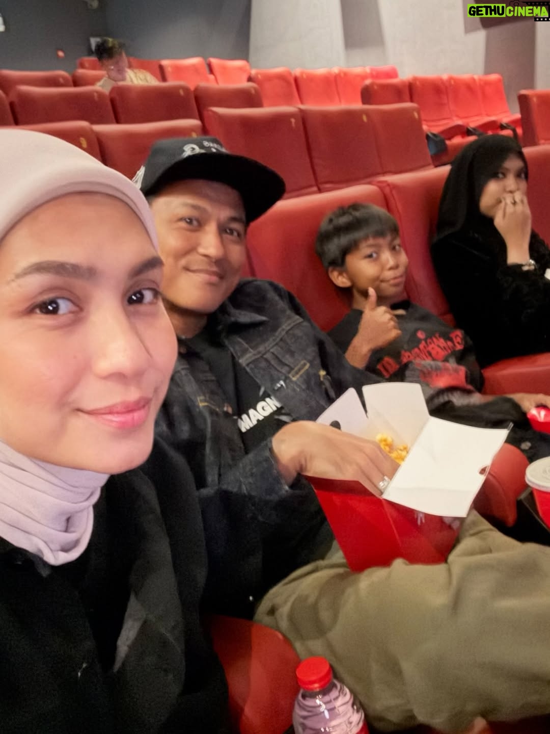 Nana Mahazan - 642 Likes - Sekitar 🩶