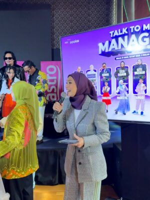 Nana Mahazan Instagram - Sekitar 🩶