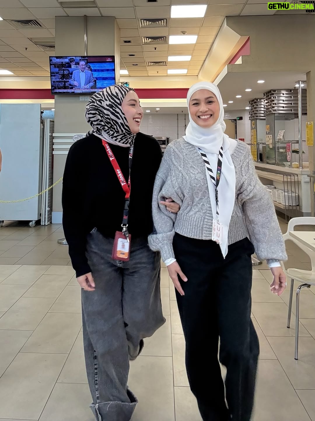 Nana Mahazan - 642 Likes - Sekitar 🩶