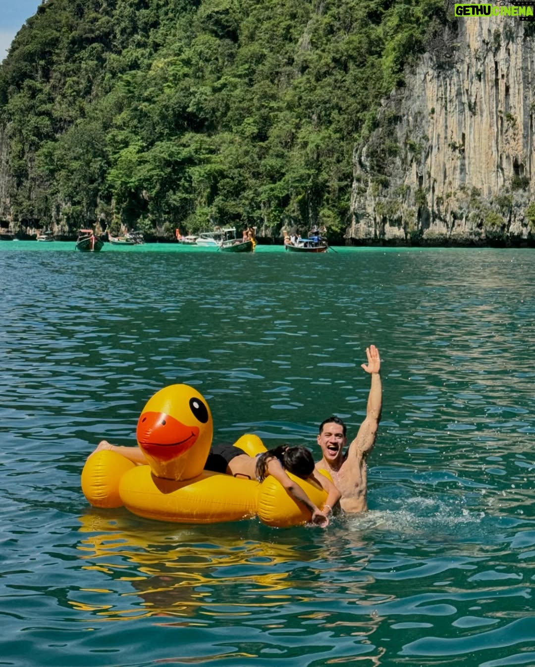 Nana Mirdad - 127.2K Likes - Phuket journal part 1 ✨ Lots of beach time! 😍

#phuket #thewhitesjournal #husbandandwife #summervibes #beachdestination #thailand
