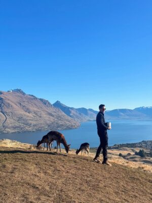 Nana Mirdad Instagram - It's been sunny so it's time to visit the animals 🐐🥳 They are soooo cute! ✨
#newzealand #thewhitesjourney #funthingstodowithkids #winter2025 #mountainscape #mytherapy #beautifulday☀️