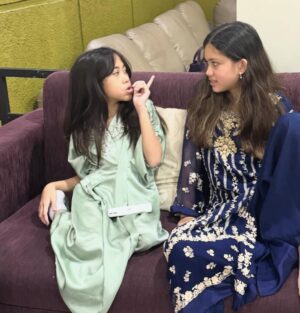 Nana Mirdad Instagram - Masih edisi Lebaran di Jakarta. Hari kedua Lebaran kalian muter kemana biasanya ?✨
#eidmubarak #2024 #hometown #jakarta