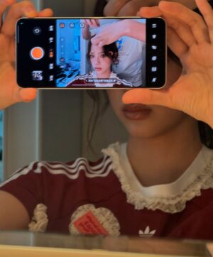 Nana Ou-Yang Instagram - 25’
so thankful🍥🧁🍨🍓🎂