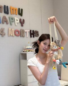 Actress Nana Ou-Yang HD Photos and Wallpapers May 2025