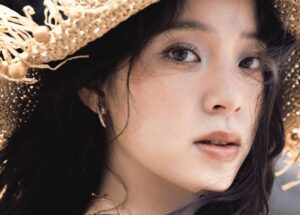 Nana Ou-Yang Instagram - Vogue Vacation part one’ 🏖️