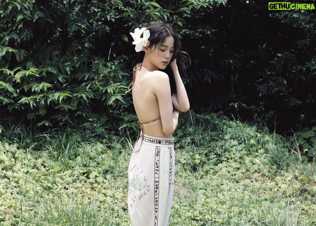 Nana Ou-Yang - 102.9K Likes -   Vogue Vacation part one’ 🏖️