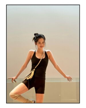 Nana Ou-Yang Instagram - who’s ready for VOGUE vacation in Sanya???
meeeeeeeee 🚢!!!!!
@voguechina