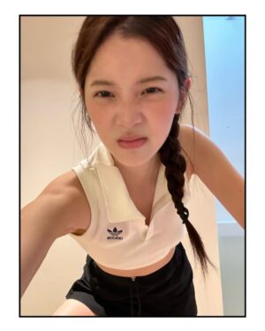 Nana Ou-Yang Instagram - who’s ready for VOGUE vacation in Sanya???
meeeeeeeee 🚢!!!!!
@voguechina