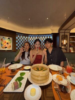 Nana Ou-Yang Instagram - here & there with my booboo friends in Shanghai’ ´͈ ᵕ `͈