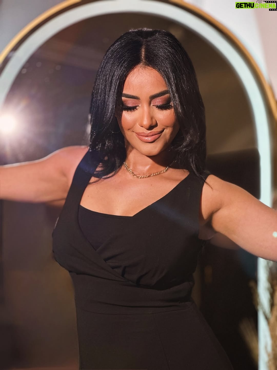 Nancy Salah - 6.5K Likes - Choosing myself, always 🖤🧿♣️💎
Makeup 💄: @aya_elsheriff ❤️💋