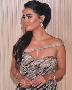 Nancy Salah Most Liked Photos and Posts