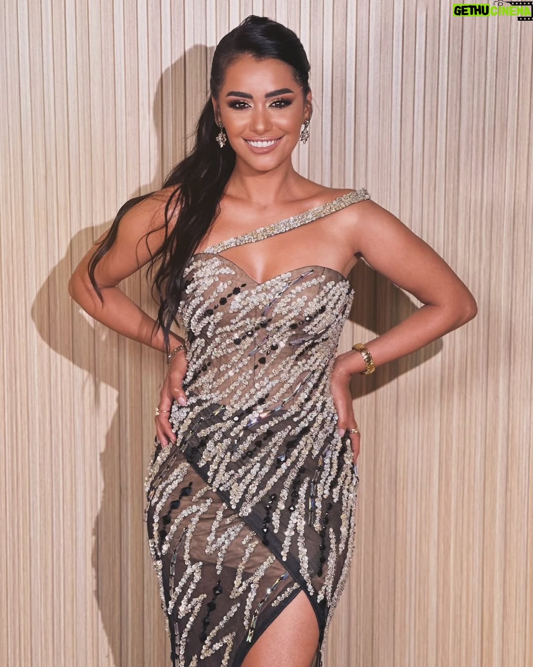 Nancy Salah - 9.3K Likes - 💥🫀🧠 I can be whatever I want 🤍 👸

Dress. @inas.ali_hautecouture 
Makeup. @aya_elsheriff