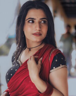 Nandani Sharma Instagram - 🥀 oo ree choreee 🤭
#nandu512