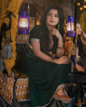 Nandani Sharma Instagram - Something exciting is coming soon 🔥💥
#nandu512