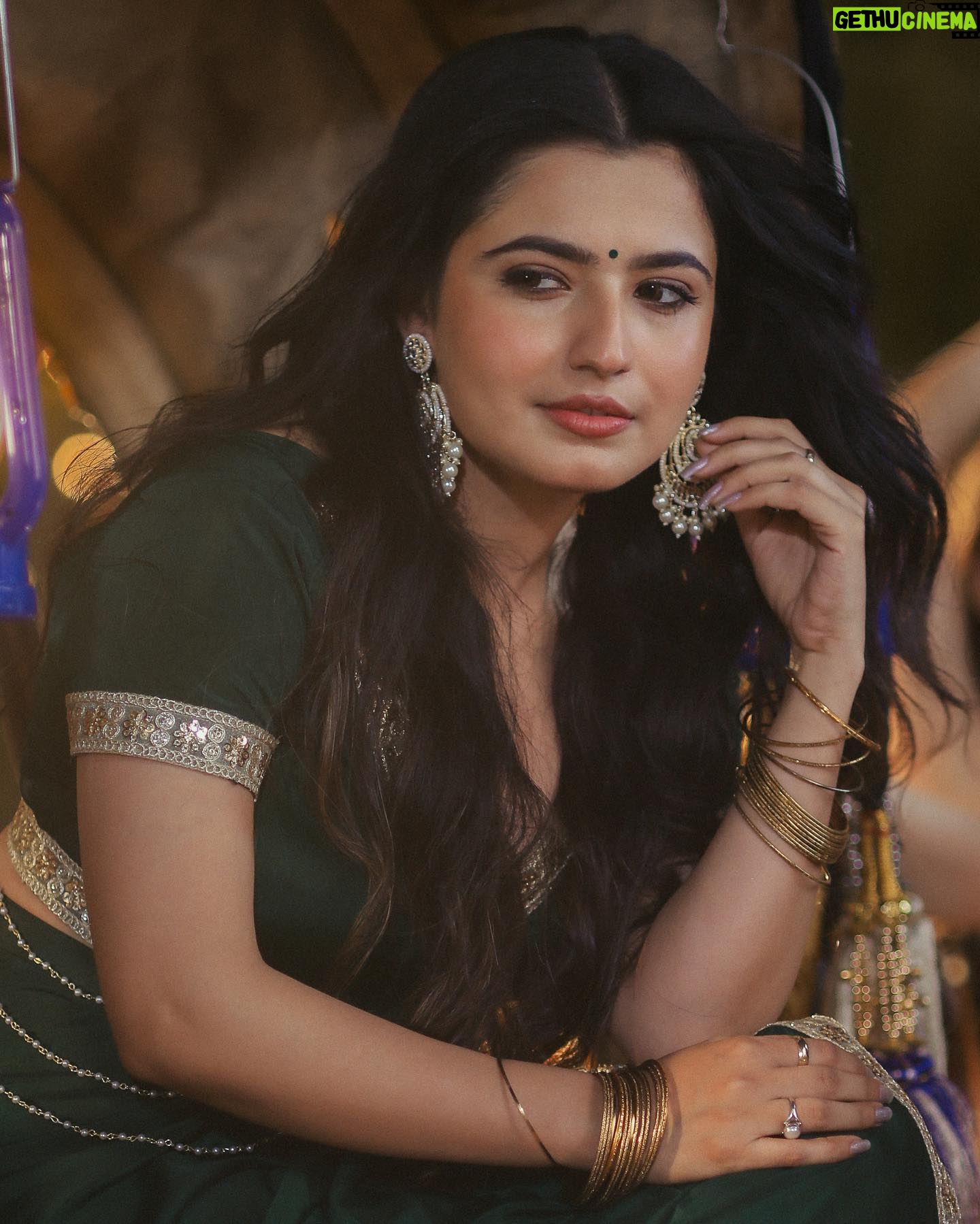 Nandani Sharma - 138.1K Likes - Something exciting is coming soon 🔥💥

#nandu512