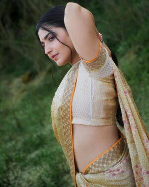 Nandani Sharma Instagram - 🌼
#nandu512 #nandanisharma