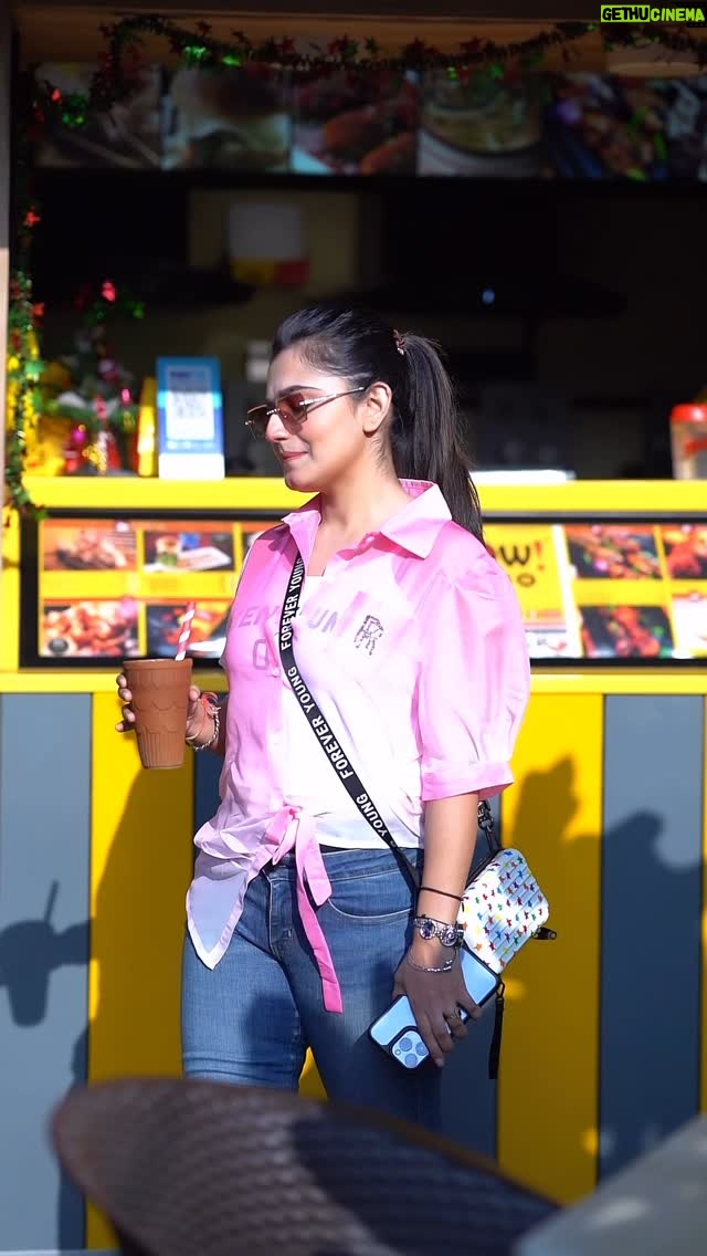Nandani Sharma - 111.6K Likes - 🔥