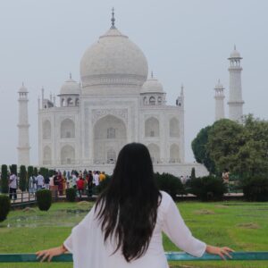 Nandani Sharma Instagram - MOHABBAT - E - NAZRANA ❤️TAJ MAHAL❤️
#nandu512