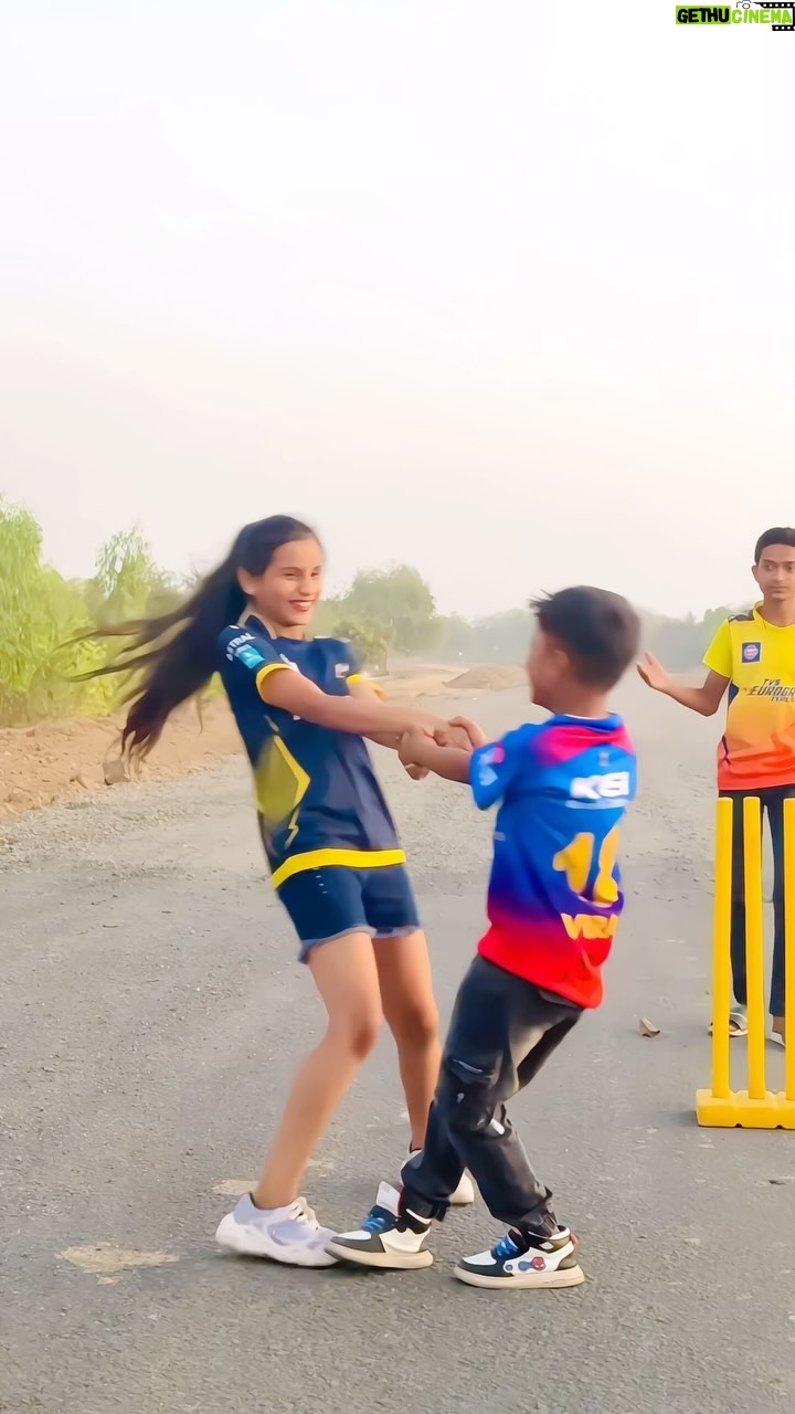 Nandini Rajput - 750.9K Likes - Funny Cricket 😂😂

#nandini091013 #cricket #funny #viral #viralreels #reels #reelitfeelit #trending #trending #reelsindia #likeforlikes #cricketlove #instadaily #instagood #reelsinstagram #instagram #like #reelitfeelit #art #explore #foryou