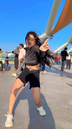 Nandini Rajput Instagram - Dupatta Tera Nau Rang Da ❤️❤️
#nandini091013 #trending #trendingreels #viral #reels #explore #foryou #explorepage #foryoupage #instalike #instagram #prayagraj #mahakumbh2025 #instagood #up #mp #india #instadaily #reelsinstagram #life