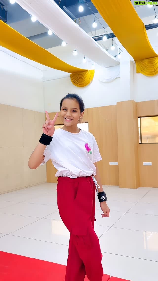 Nandini Rajput - 74K Likes - BADSHAH ❤️🔥

#nandini091013 #trending #trendingreels #badshah #viral #reels #backflip #explore #explorepage #foryou #foryoupage #instagood #instadaily #instalike #reelsinstagram #instagram