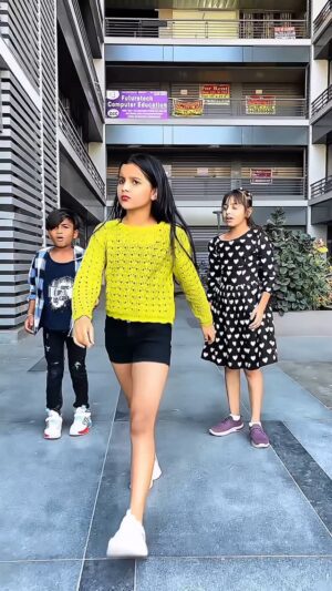 Nandini Rajput Instagram - Dil Pe Chalai Churiya🔪
#nandini091013 #trending #trendingreels #viralvideo #reels #explore #explorepage #foryou #foryoupage #acting #art