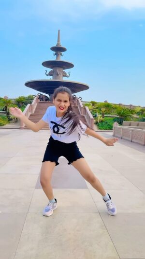 Nandini Rajput Instagram - Dance On Bhojpuri Song🔥❤️
#nandini091013 #trending #viral #dance #instagram #reels #trendingreels #explore #foryou #instagramreels #like #art