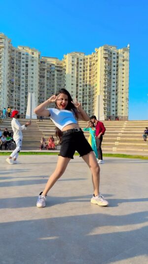 Nandini Rajput Instagram - Thaa Karke 🔥❤️
#nandini091013 #trending #trendingreels #viral #dance #reels #explore #explorepage #foryou #foryoupage #instagram #art #like #instagood #instadaily #reelitfeelit