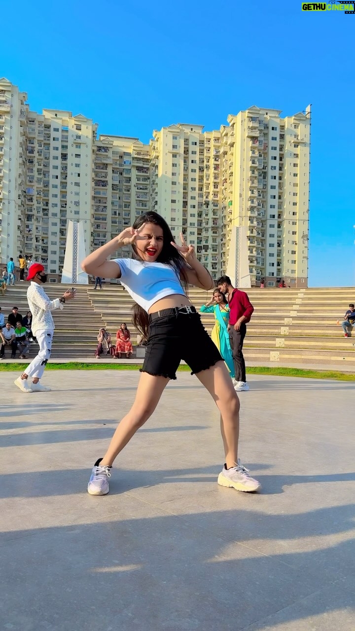 Nandini Rajput - 61.8K Likes - Thaa Karke 🔥❤️

#nandini091013 #trending #trendingreels #viral #dance #reels #explore #explorepage #foryou #foryoupage #instagram #art #like #instagood #instadaily #reelitfeelit