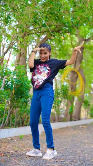 Nandini Rajput Instagram - Shaky ✨❤️
#nandini091013 #trending #trendingreels #viral #dance #reels #explore #explorepage #foryou #foryoupage #instamood #shaky #instalike #instagram #instagramreels #reelsinstagram