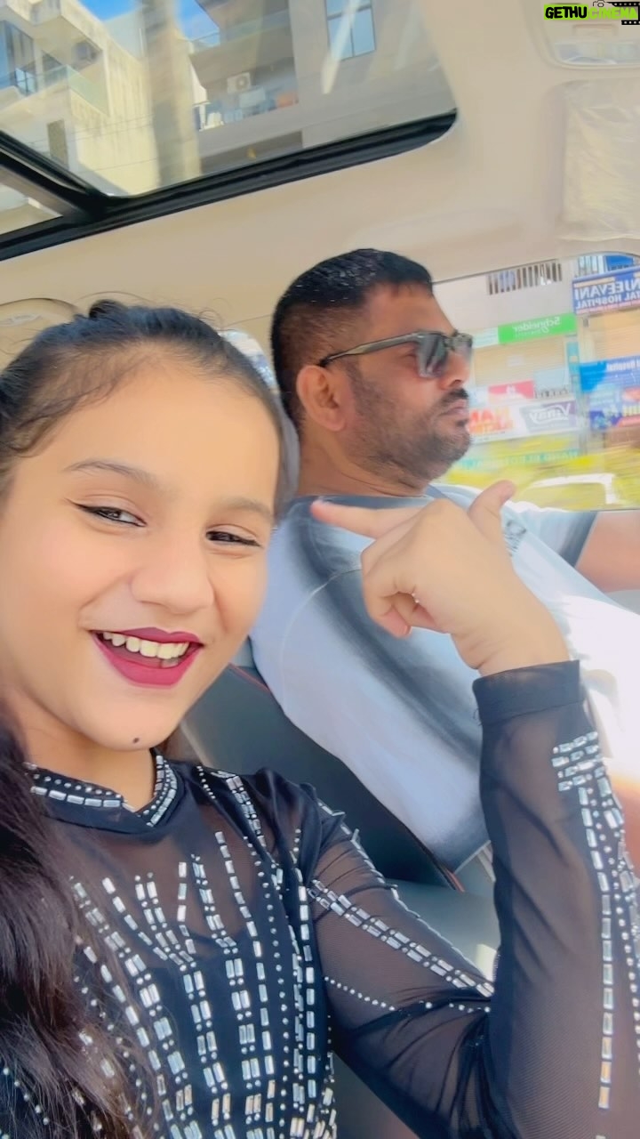 Nandini Rajput - 40.5K Likes - Kaisa Laga Video Papa Ke Sath 🤗❤️

#nandini091013 #trending #trendingreels #viral #reels