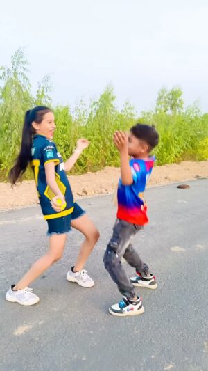 Nandini Rajput Instagram - Funny Cricket 😂😂
#nandini091013 #cricket #funny #viral #viralreels #reels #reelitfeelit #trending #trending #reelsindia #likeforlikes #cricketlove #instadaily #instagood #reelsinstagram #instagram #like #reelitfeelit #art #explore #foryou