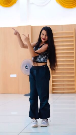 Nandini Rajput Instagram - Habibi 🔥🤗❤️
#nandini091013 #trending #viral #song #dance #trendingreels #reels #explore #explorepage #foryou #foryoupage #instalike #instamood #instababy #instagram #art #like #reelitfeelit