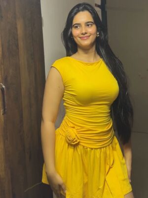 Nandini Singh Instagram - 🔆🌟🌻
.
.
.
.
.
.
.
.
.
.
.
.
.
.
.
.
.
.
.
.
#gymgirl #casualoutfitideas #casualdresses #outfits
