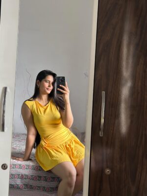Nandini Singh Instagram - 🔆🌟🌻
.
.
.
.
.
.
.
.
.
.
.
.
.
.
.
.
.
.
.
.
#gymgirl #casualoutfitideas #casualdresses #outfits