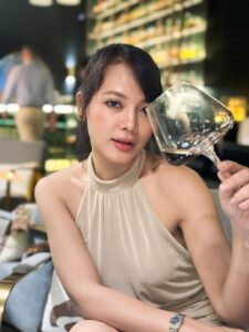 Actress Nang Khin Zay Yar HD Photos and Wallpapers September 2025