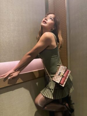 Nang Khin Zay Yar Instagram -