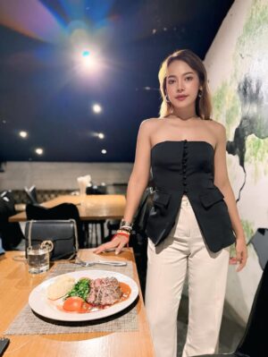 Nang Khin Zay Yar Instagram -