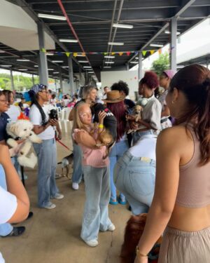 Nashla Bogaert Instagram - Nada se compara con el cariño de un perrito!!!
Ven a abrazarlos y a enamorarte de ellos… quizás te vas de aquí adoptando un peludito que te amará para siempre!!!
Esta es la @feriafundapef2025 🐾
Estamos en la parada de la cultura, Santo Domingo Este… hoy y mañana hasta las 9pm.
Y si no puedes adoptar… ven y aporta con tu presencia.
Hagamos el mundo que merecen, un mundo lleno de amor y respeto hacia estos seres tan especiales.
@fundapef