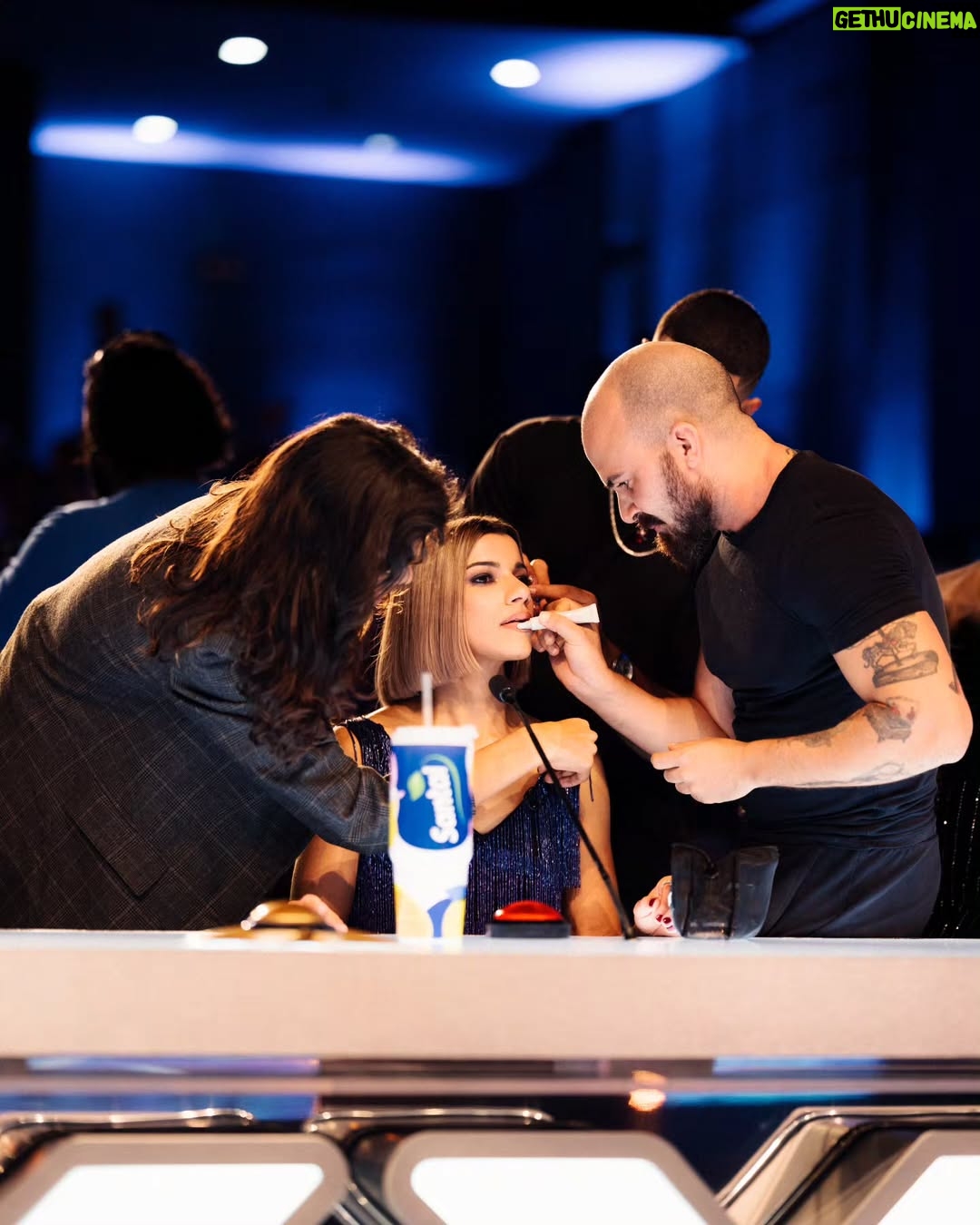 Nashla Bogaert - 31.2K Likes - LUEGO DE 4 AÑOS DE ESPERA 🥹 Aquí estamos cumpliendo el sueño de regresar al escenario más completo del talento de todo mi país... DOMINICANA'S GOT TALENT ✨️✨️✨️

Y por supuesto... este día 1 de grabación de Audiciones #DGT3 arranca con lo acostumbrado y que ustedes extrañaban tanto!! 🥹

Proyecto Nash x @Liapellerano
Maquillaje @makeupbybryansu 
Peinado @berbranhair 
Asistencia @jo.hanyduran @alondrabritot 
Fotos @lesliesotosegura

@dominicanasgottalent