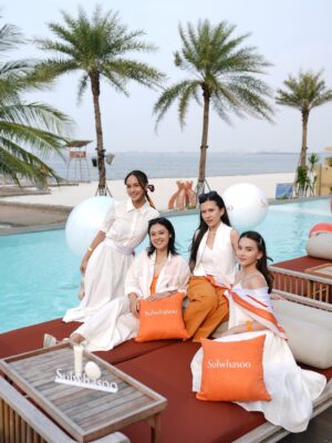 Nasya Marcella Instagram - Sunny summer days, but my skin stays protected & hydrated with Sulwhasoo UV Daily Sunscreens 🌴Perfect for every moment, keeping my glow fresh all day ✨
🛍 Shop now on Shopee with up to 50% off product gifts!
#SummerWithSulwhasoo #SulwhasooID
#UVDailyFluidSunscreen #UVDailyEssentialSunscreen #UVDailyToneUpSunscreen
@sulwhasoo.indonesia @sulwhasoo.official